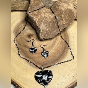 Set:Italian Morano glass heart necklace and earrings